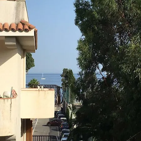 Wonderful House Casa vacanze Giardini Naxos